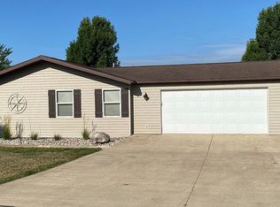 1309 Wood Duck Rd, Arnolds Park, IA 51331
