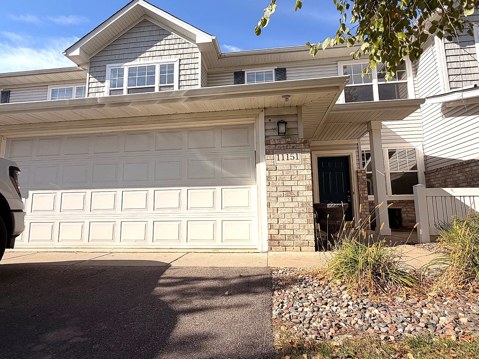 3 bed, 1688 sqft, $2,500 — Photo 1