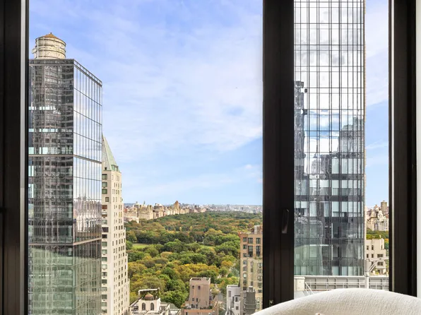 111 West 56th Street image 6 of 7