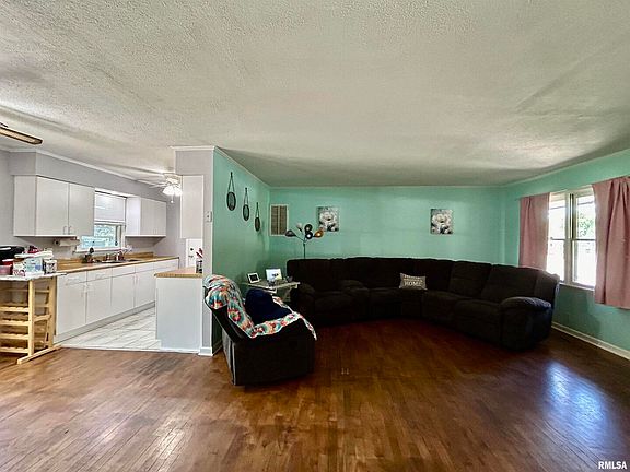 5th image of 600 S Taylor Dr