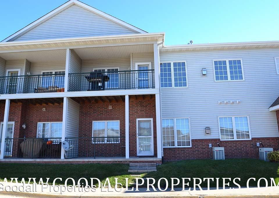 1st image of 1355 SE Florence Dr APT 512