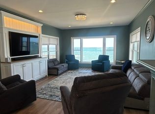 16 Gunrock Ave, Hull, MA 02045