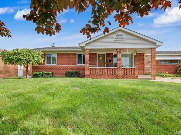 3592 Lenore St, Melvindale, MI 48122
