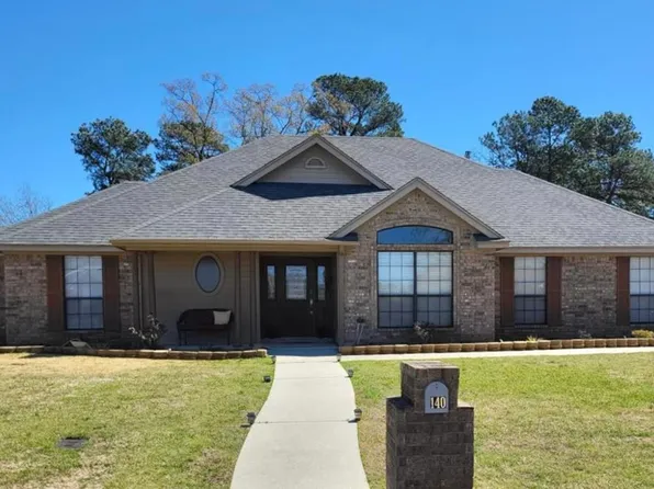 140 Corley Cir, Wake Village, TX 75501