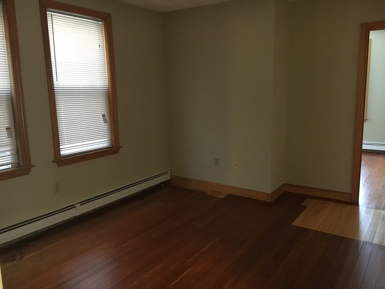 3 bed, 1200 sqft, $2,800 — Photo 3