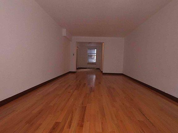 4th image of 10420 68th Dr APT A12