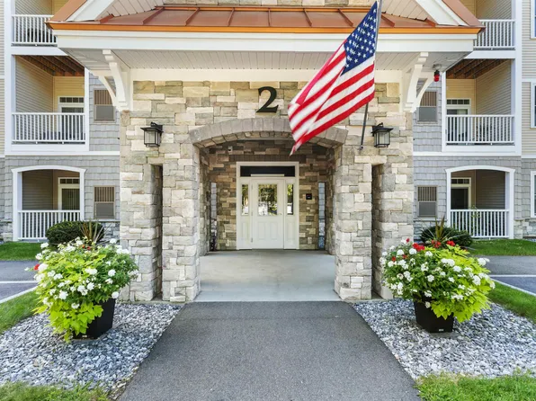 2 Henry David Drive #412, Nashua, NH 03062