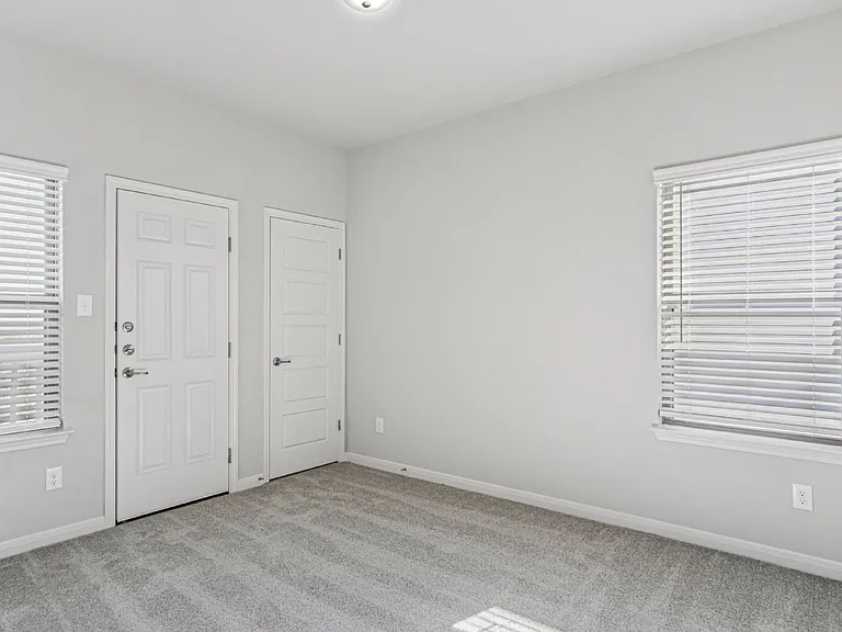 7146 Magnolia Vlg #201 — Photo 33