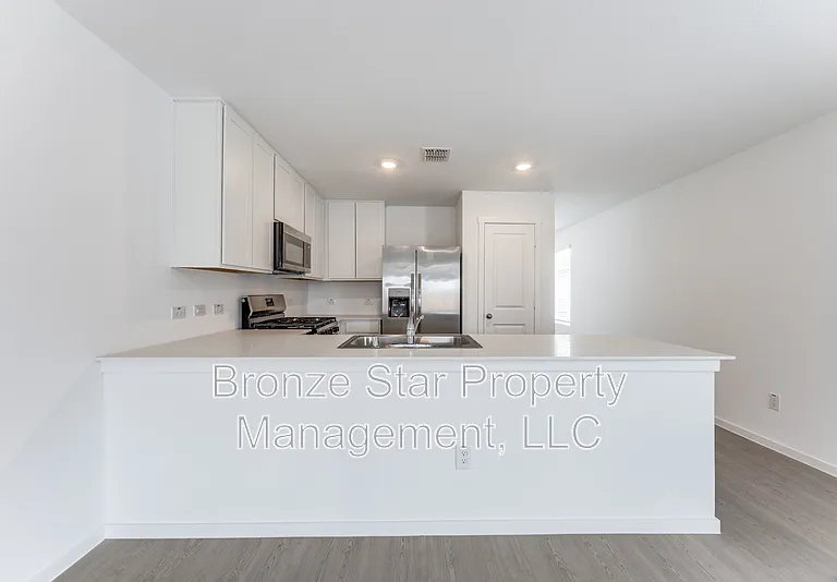 3812 Ontario Way — Photo 8
