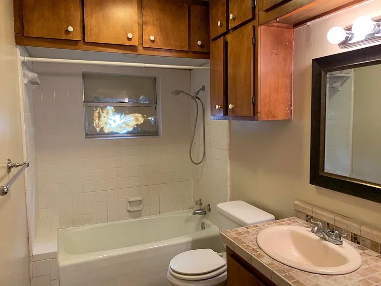 501 Glover Dr — Photo 15