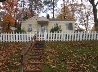 1013 Kensington Ave, Colonial Heights, VA 23834