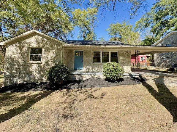 1203 Swanson Blvd, Fayetteville, TN 37334