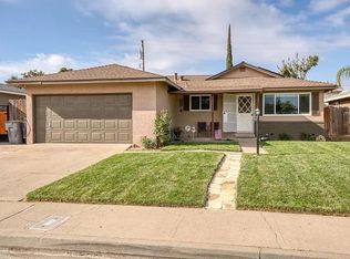 652 Cloverland Way, Oakdale, CA 95361