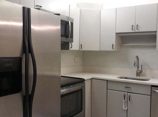 9355 SW 8th St APT 325, Boca Raton, FL 33428