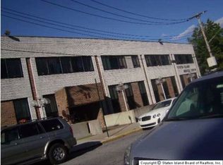 11 Ralph Pl, Staten Island, NY 10304