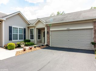 1521 W Ludington Cir, Romeoville, IL 60446