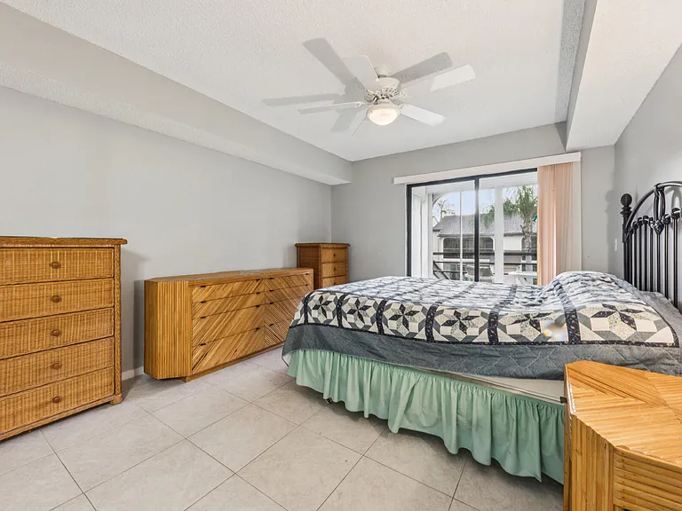 5040 Rose Hill Dr #204 — Photo 7