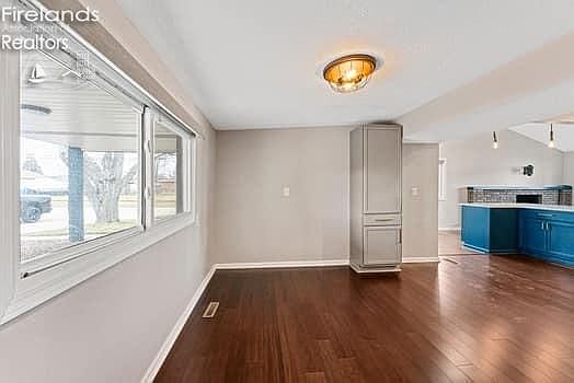 5th image of 14961 Larkfield Dr
