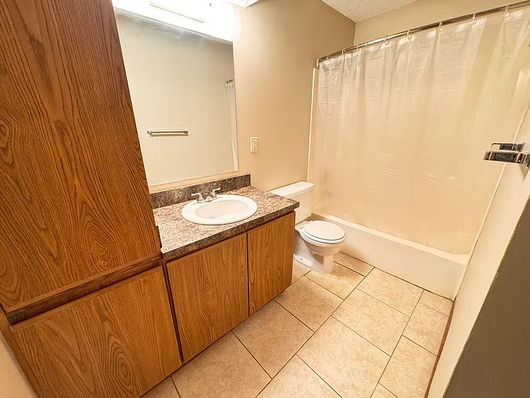 5120 Emerald Dr #12 — Photo 9