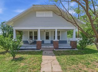 203 S Arthur St, El Dorado, KS 67042