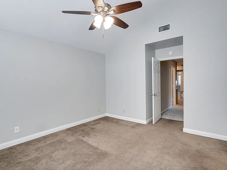 2816 Mellow Breeze St — Photo 33