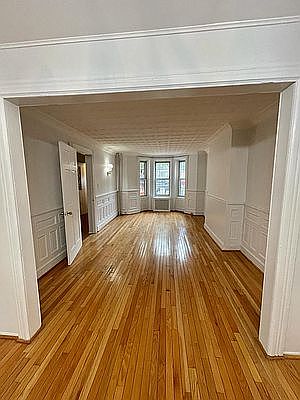 3rd image of 419 36th St #1