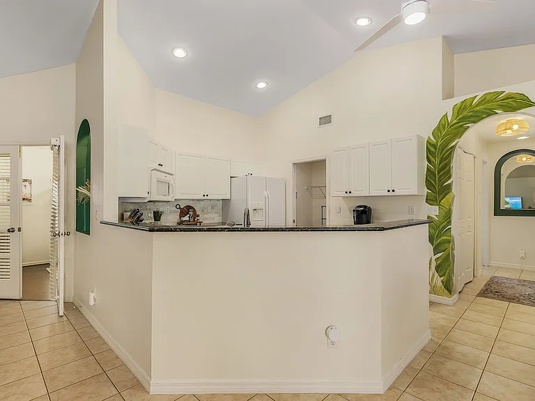 3015 SW 9th Ave — Photo 25