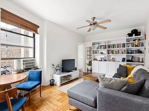 4th image of 342 W 21st St APT 5-E