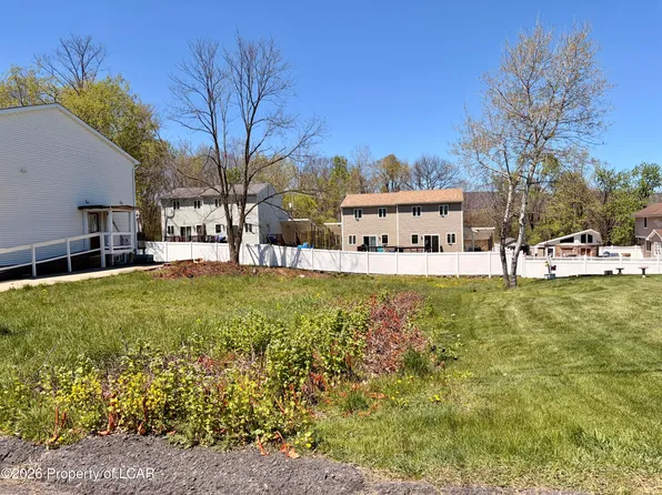 3902 Wylam Ave, Moosic, PA 18507