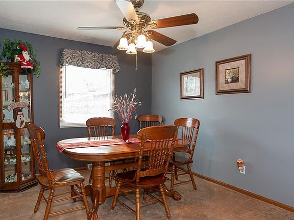4th image of 3441 Panama Dr