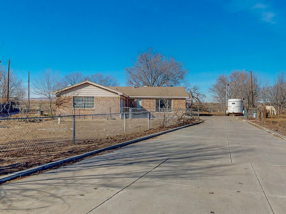 1st image of 33 Pauls Pl