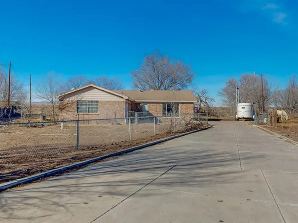 33 Pauls Pl, Los Lunas, NM 87031