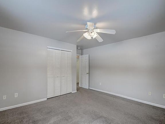 4th image of 801 E 32nd Ave #4-1