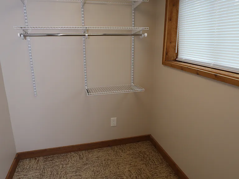 1111.5 S Chimney Hill Dr — Photo 24