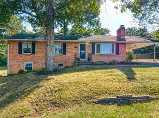 325 Chinquapin Trl, Christiansburg, VA 24073