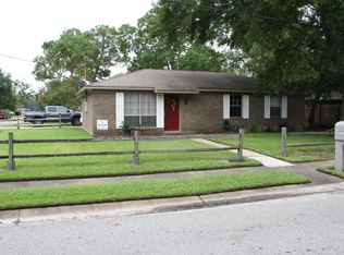 16201 Bordeaux Dr, Biloxi, MS 39532