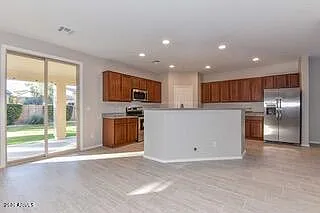 9207 W Bent Tree Dr — Photo 2