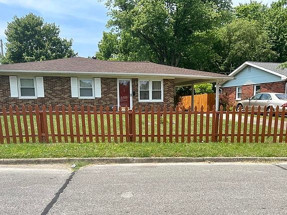 3rd image of 1723 S Kenmore Dr