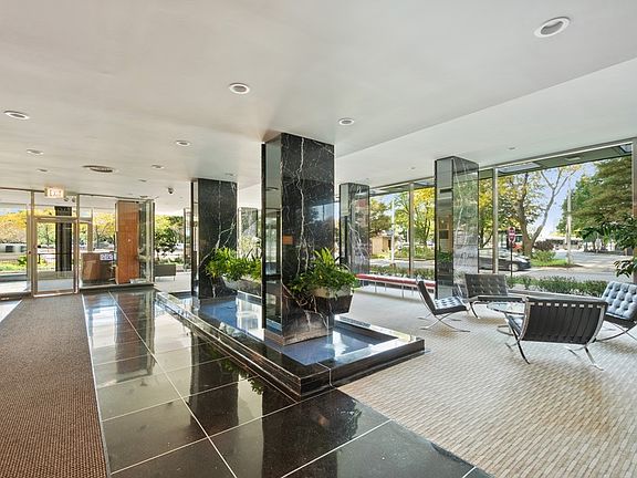 2nd image of 3900 N Lake Shore Dr APT 11A