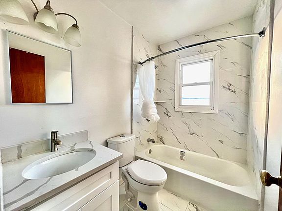 Newly Renovated Bathroom