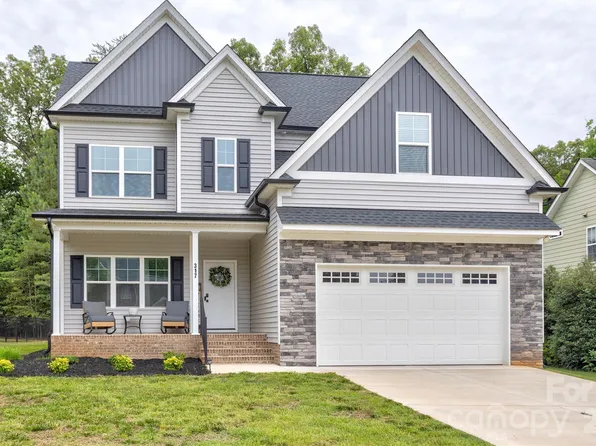 317 Oak Brook Dr, Salisbury, NC 28146