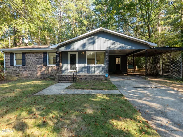1390 Royalwyn Dr, Macon, GA 31220