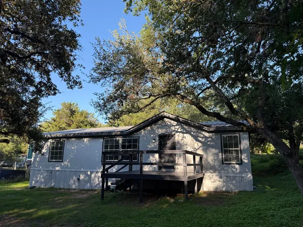 532 Grandview Bnd, Canyon Lake, TX 78133