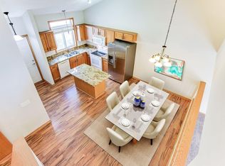 1532 Chartreux Ave, Shakopee, MN 55379