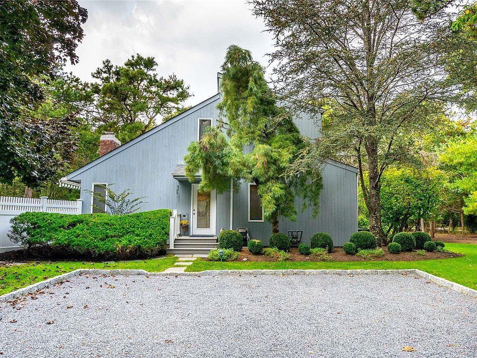 1st image of 3 Cedarfield Lane