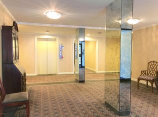 1611 Spring Dr APT 5E, Louisville, KY 40205