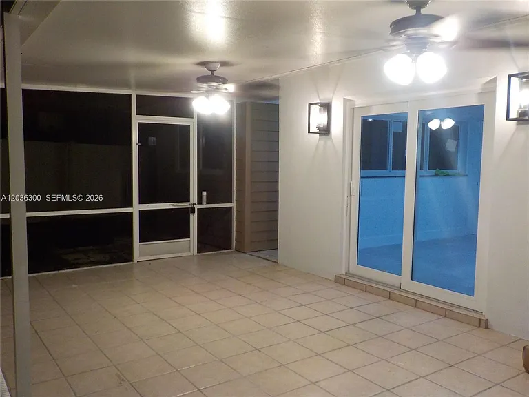 1565 Thumb Point Dr — Photo 58
