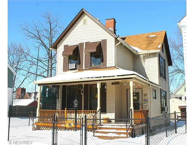 2824 Marvin Ave photo 1