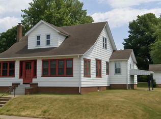 410 Walnut St #410, Washington, IL 61571