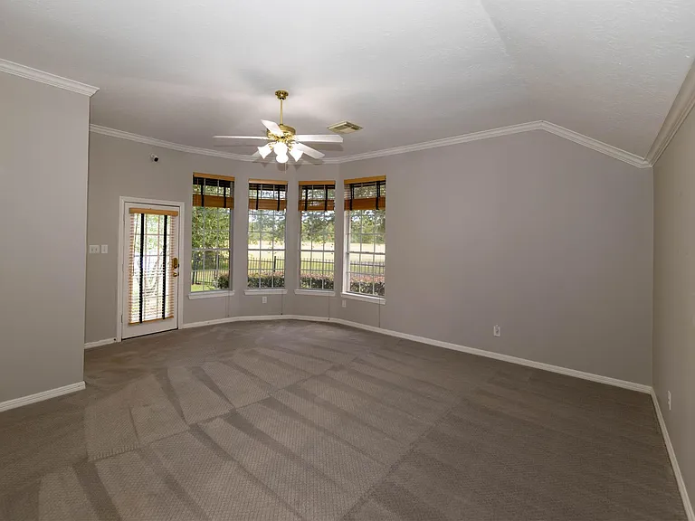 2435 Thorndon Park Ct — Photo 22